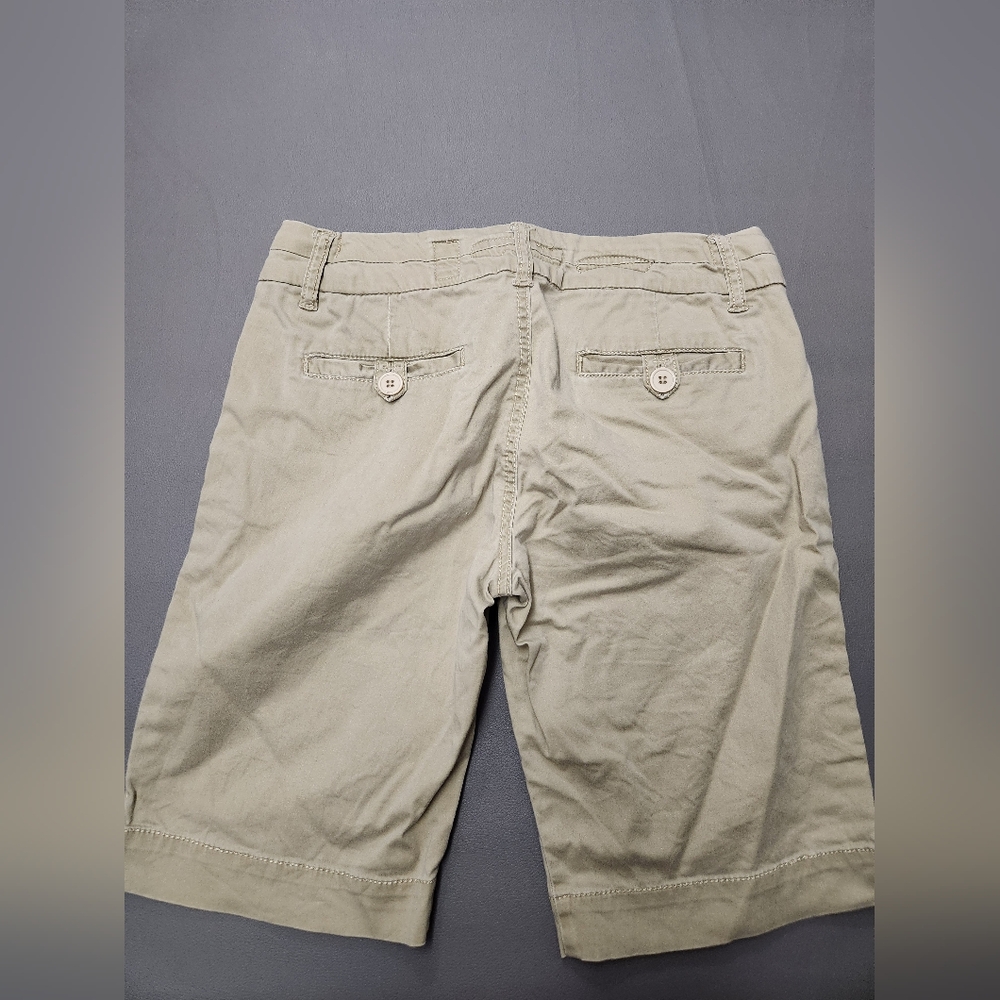 Freestyle Multicolor Patterned Shorts - Picture 3 of 3
